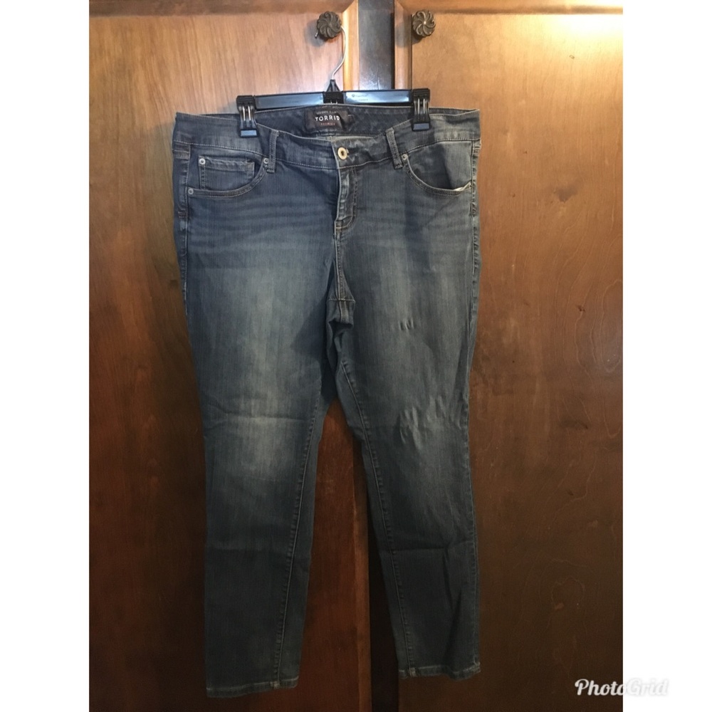 Torrid premium jeans size 16